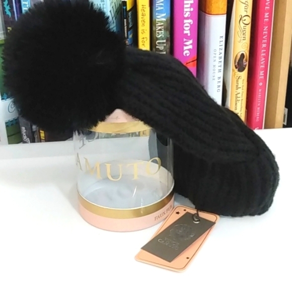 VINCE CAMUTO BLACK RIBBED FAUX FUR POM POM BEANIE STADIUM HAT SIZE OS NWT - Picture 4 of 5